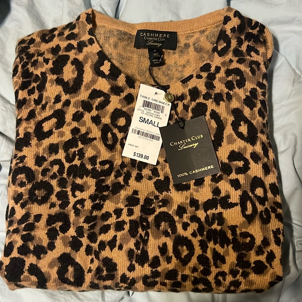 Cashmere club 100% sweater